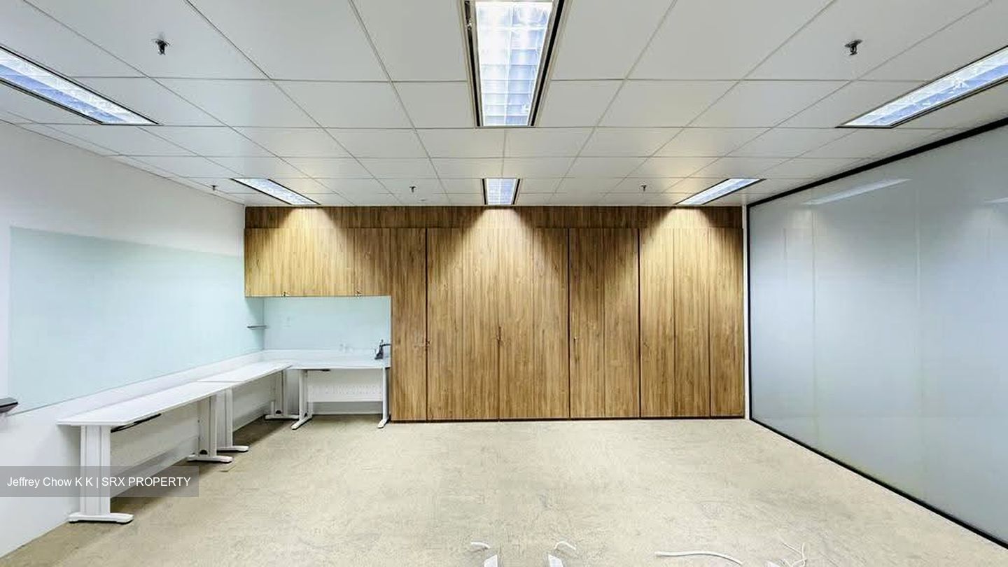 Suntec Tower Three (D1), Office #623031081